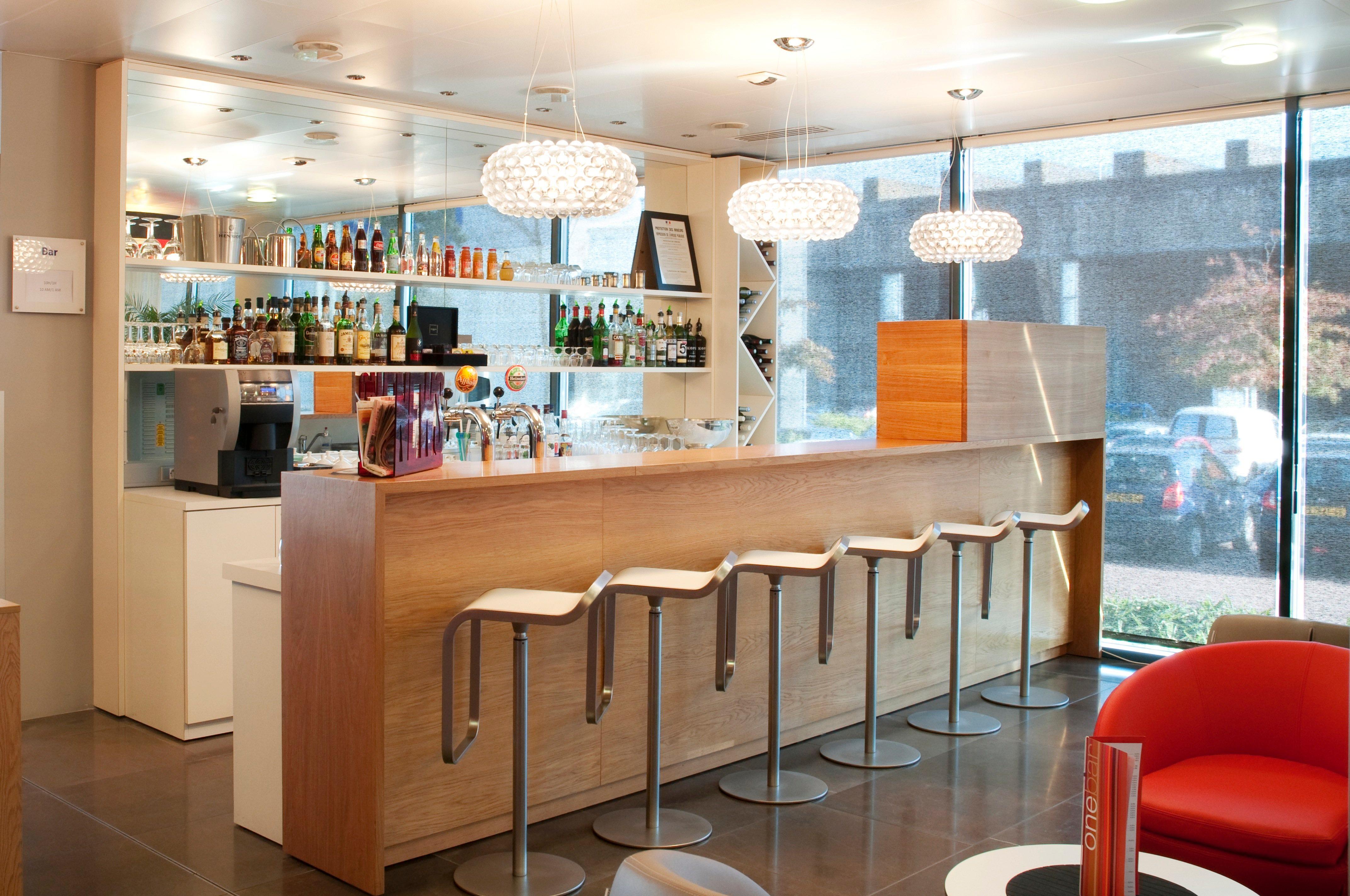 Holiday Inn Express Saint-Nazaire By Ihg Restoran fotoğraf